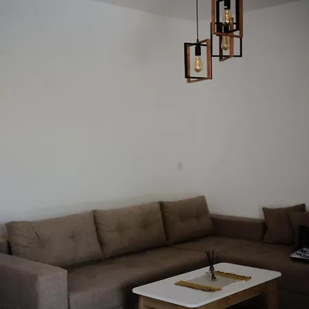 度假居 Hillside Roza - Private Pool 莫斯塔尔