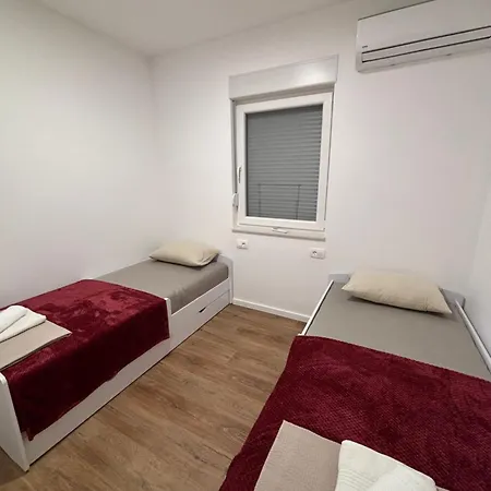 度假居 Hillside Roza - Private Pool 莫斯塔尔