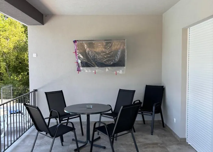 Hillside Roza - Private Pool Nyaraló