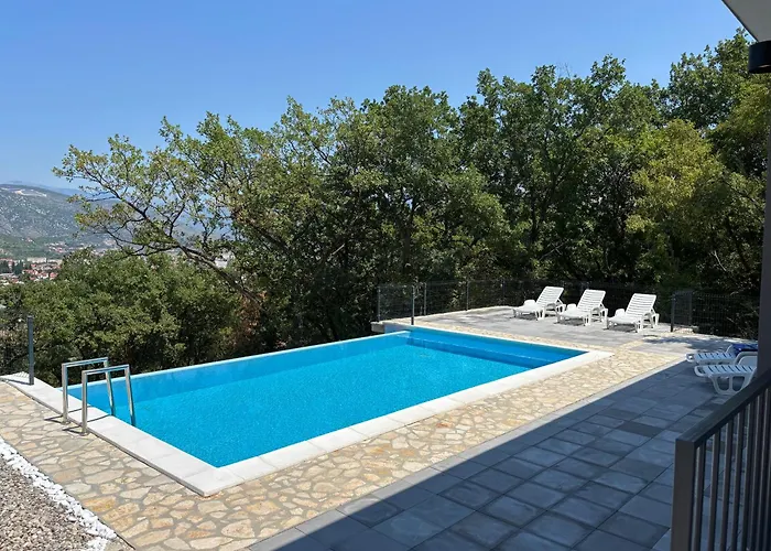 Ferienhaus Hillside Roza - Private Pool *